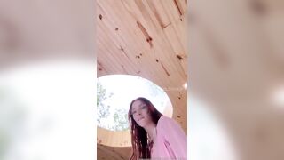 Cibelly Ferreira gostosa fazendo striptease na pousada