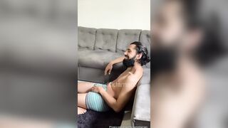 Ingrid Amaro transando e ficando molhadinha no sofá