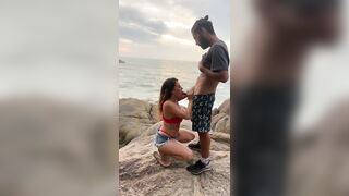 Privacy Ingrid Amaro sexo com namorado na praia