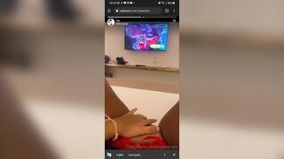 Yas maia pelada no onlyfans se exibindo em compilado